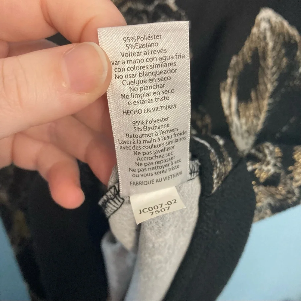 LuLaRoe Floral 3/4 Sleeve Dress - Black/Red - Large - Picture 8 of 8